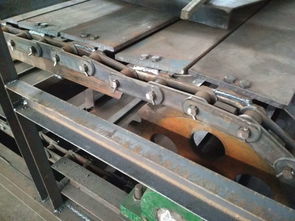鏈板輸送機(jī)配件價(jià)格解析 加厚不銹鋼鏈板運(yùn)輸機(jī)的選購(gòu)與維護(hù)指南